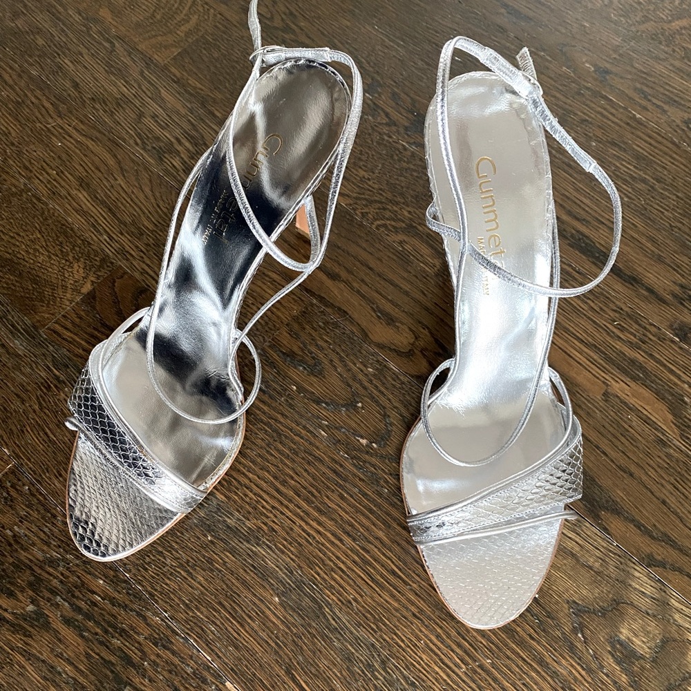 Womens Size 10 Strappy Reptile Print Sandal